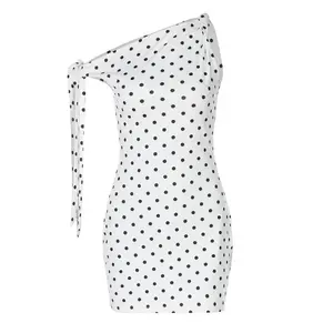 one shoulder dress、polka dot mini dress、bodycon going out dress、date night outfit、viral TikTok fashion#polkadotdress #bodycondress #goingoutoutfit #oneshoulderdress #tiktokfashion #datenightfit #minidress