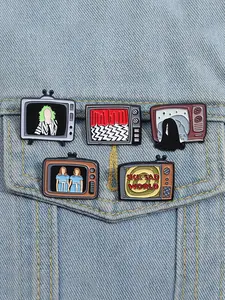 5 Piece Set Horror TV Chest Faux Leather Pins, Pixel Ghost Alloy Badges, Unisex Casual Backpack Pin, Trendy Vintage Accessories for All Seasons