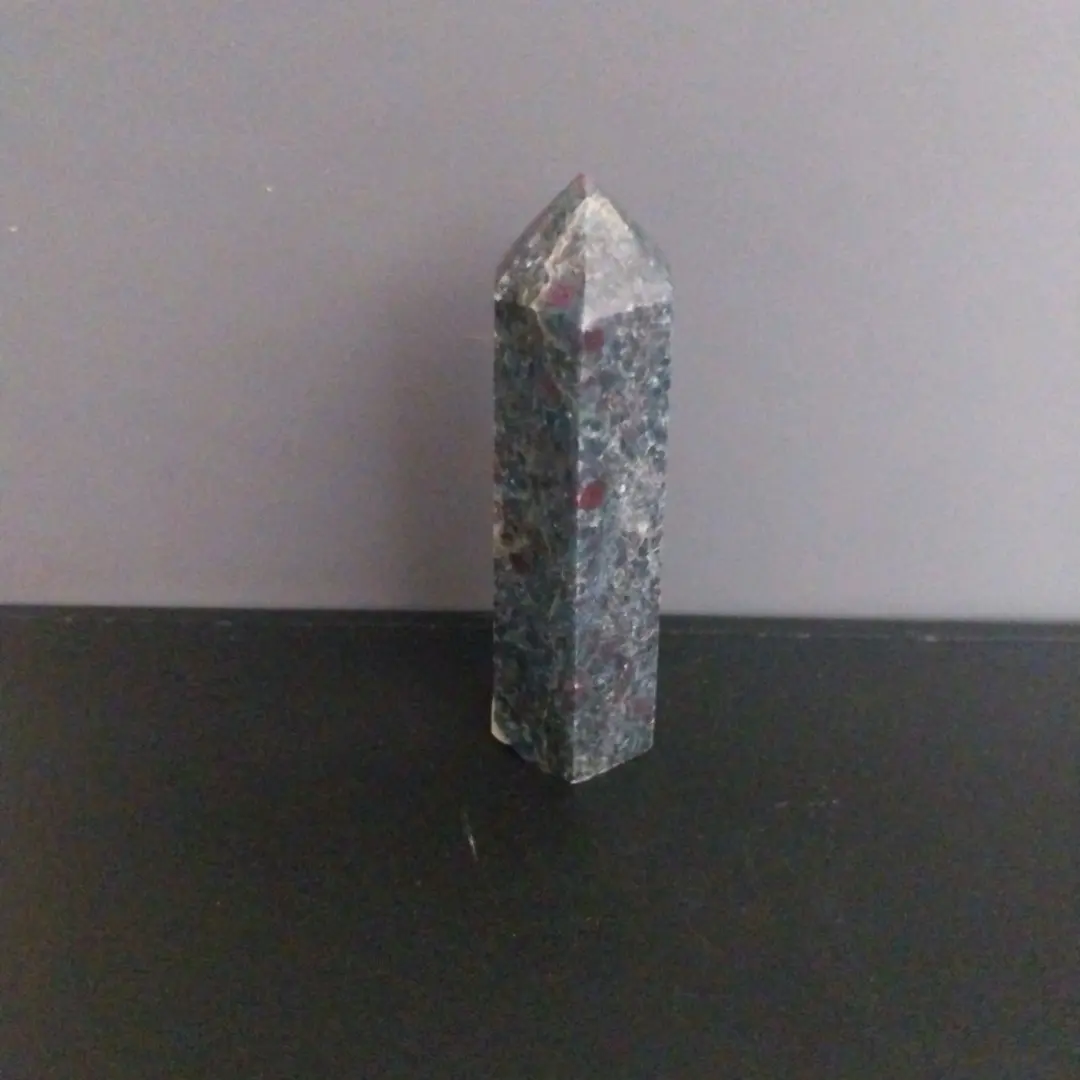 Dark Green Ocean Jasper Point Tower