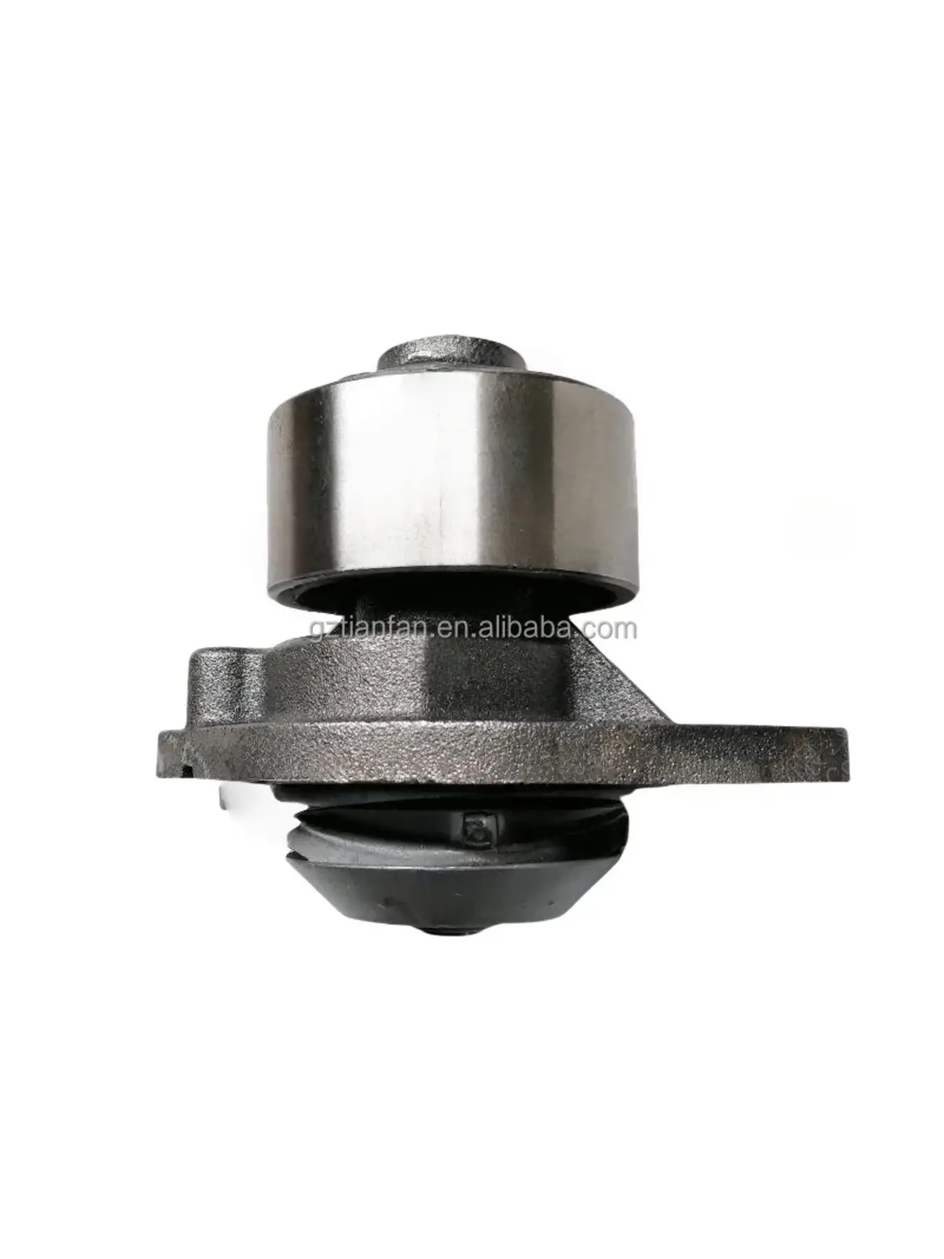 Excavator Diesel Water Pump 6735-61-1500 6B5.9 6D102 Engine for PC60-7 PC300-8 PC200-7 3389145 Construction Machinery Parts