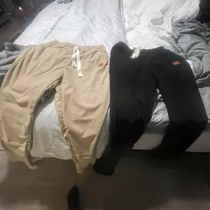 Trendy Brand 2 PIECE SET Men's Corduroy Straight Leg Sweatpants Autumn New Arrival Loose Fit Wide Leg Casual Pants for Autumn & Winter Menswear Trouser Beige Plain Black + Olive Green Pocket casual comfy loose fitting trouser durable fabric