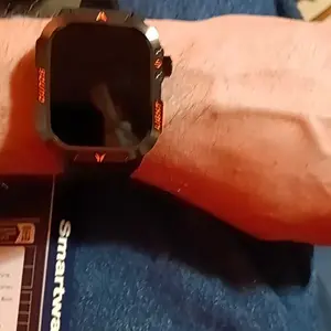 Multifunctional 2.01-Inch Smartwatch, Fashion Digital Watch with LED Light & Outdoor Compass, Wireless Waterproof Sports Watch, Fitness Smartwatch for Women & Men, Fitness Tracker Watch