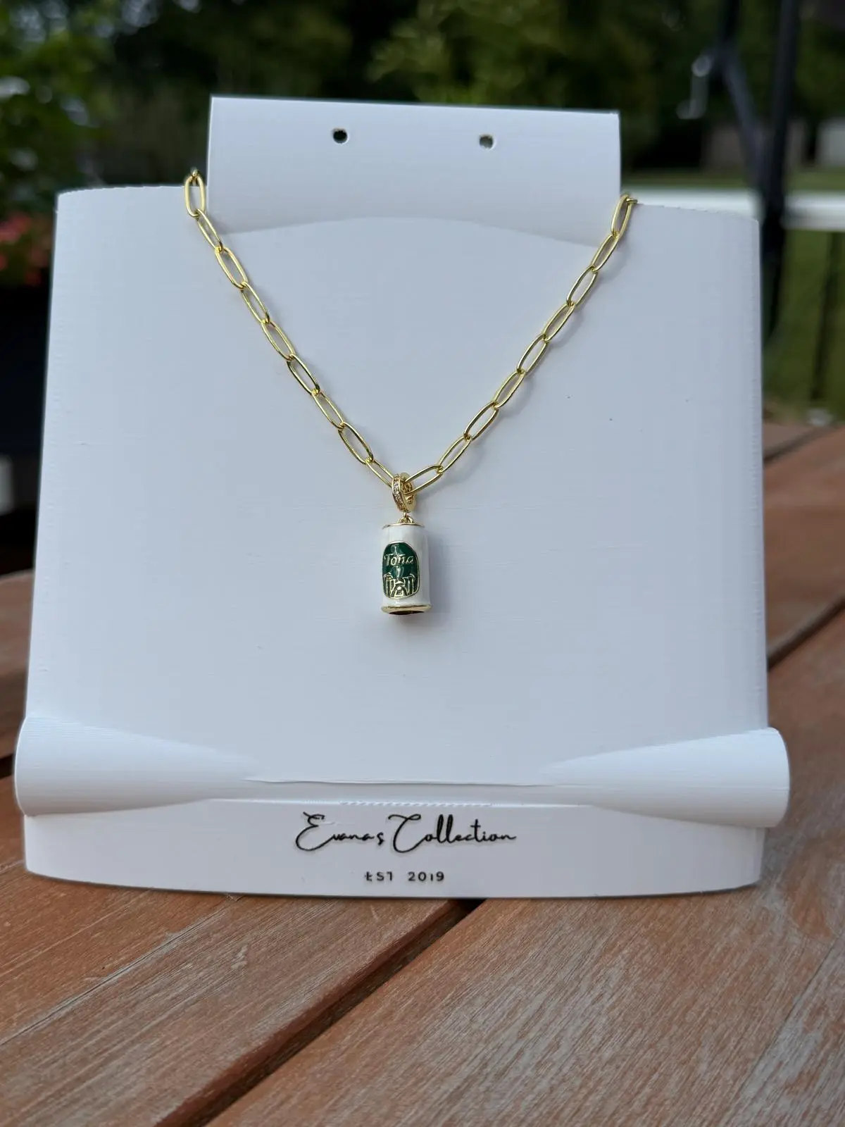 Unisex Toña Beer Can Charm Necklace, Casual Nicaraguan Gold Paperclip Chain, Ideal for Daily Wear