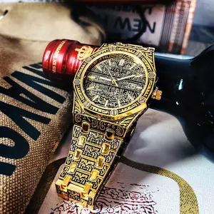 Classic Relief Men's Business Watch with Intricate Engraved Stripes Round Design in Gift Box Perfect for All Occasions