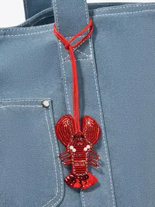 Exquisite stylish  simple and creative lobster pendants, personality lovely and versatile seaside holiday style,   niche design exquisite  versatile suitable for daily shopping, dating, travel and vacation.