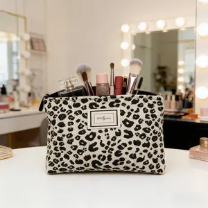 Fashionable Off- Leopard Print Makeup Bag, Spacious Organized Cosmetic Storage Space, Stylish and Practical Beauty Organizer, Makeup Pouch, Cosmetics Organizer