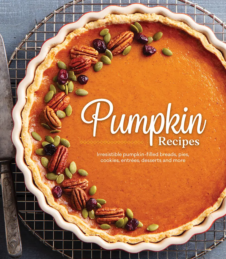 USED Book - Pumpkin Recipes: Irresistible Pumpkin-Filled Breads, Pies, Cookies, Entrées, Desserts and More by Publications International Ltd (Hardcover) - english