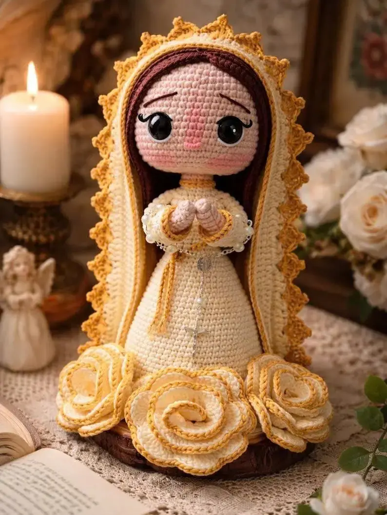 Handmade Amigurumi Virgin of Guadalupe in Gift Box, Crochet Our Lady of Guadalupe Doll, Catholic Baptism & First Communion Gif