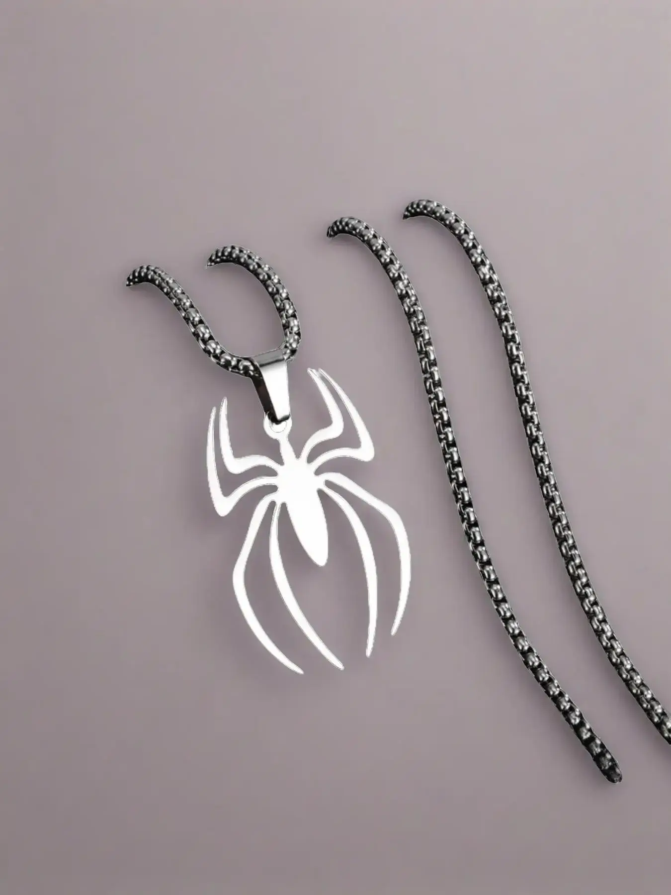 Minimalist Spider Pendant Necklace, Gold/Silver Tone Stainless Steel Box Chain, Y2K Gothic Jewelry for Everyday Wear, Chain Necklaces