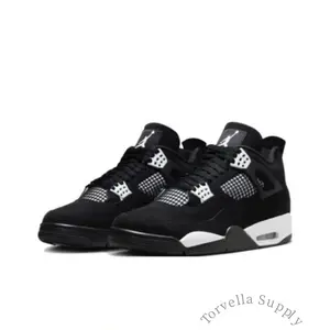 Retro white Thunder Edition black and white color scheme casual sports versatile durable and comfortable basketball shoes