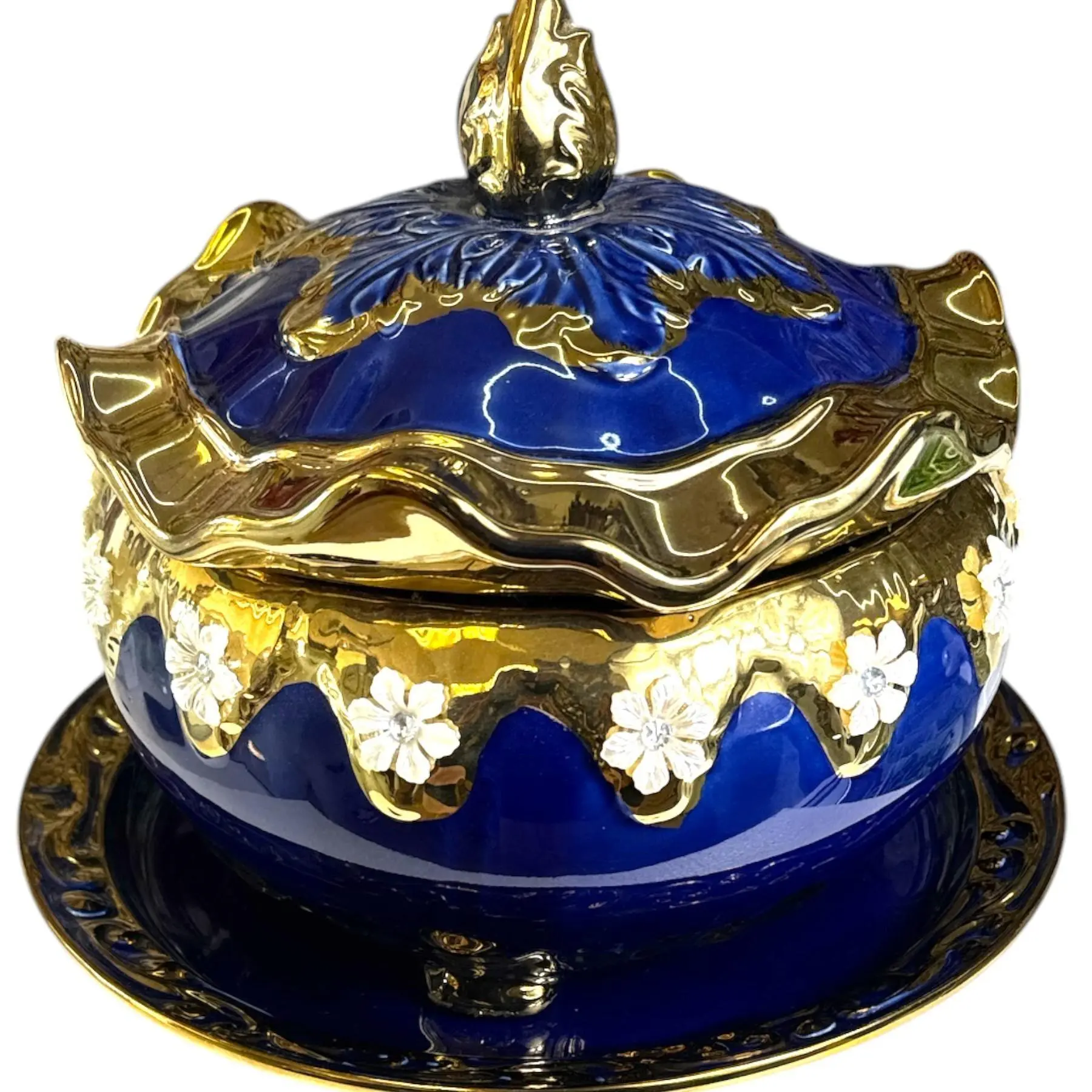 Plato no incluido Tureen for Orishas - Porcelain Religious Decor - Intricately Crafted Design Ornaments plate not included Ceremony