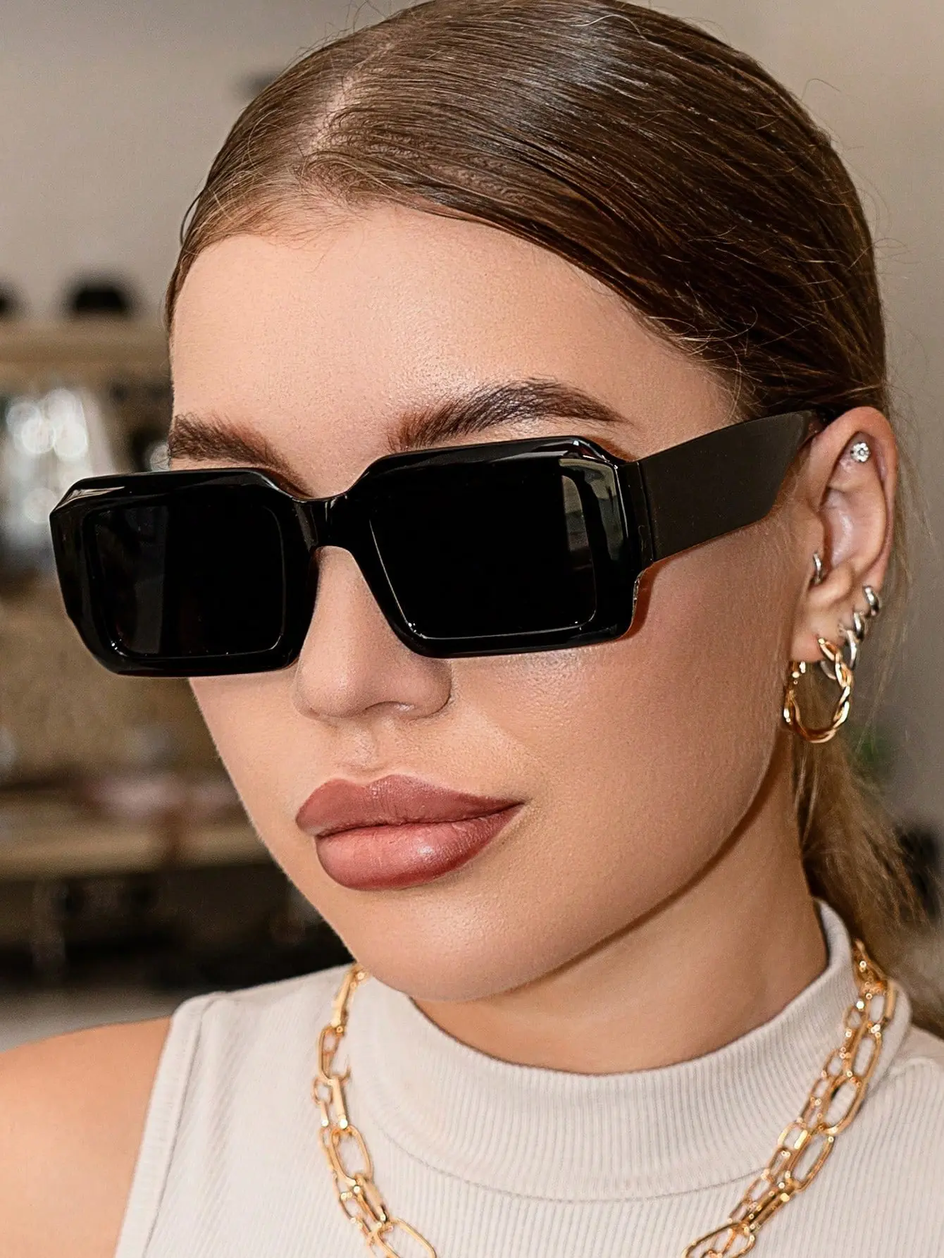 Rectangular Sunglasses for Women & Men, TikTok Viral Y2K Rich Girl Aesthetic Vintage Shades, Lightweight UV Protection Fashion Eyewear for Beach, Travel, Driving, Festival & Everyday Streetwear