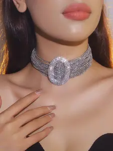 Shiny Oval Silver Color Rhinestone Necklace for Women, Elegant Party Evening Wear, Zinc Alloy Chain, All Seasons Jewelry, Attractive Appearance