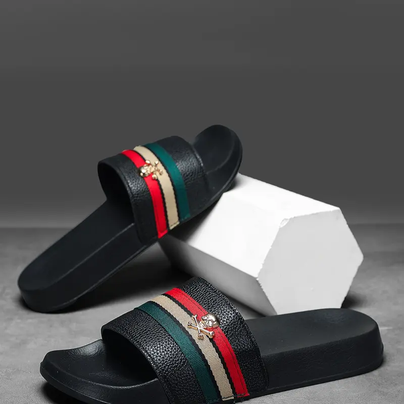 Three-Color Striped Skull Head Lightweight Summer Slippers, Outdoor Non-Slip Beach Sandals, Comfortable and Stylish Footwear for Men and Women