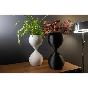 Oasis Self-Watering Planter – Up to a Month Between Refills | Mossari