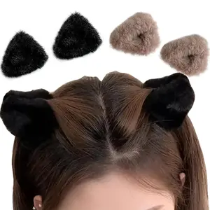 4pcs Cute Plush Cat Ear Hair Clips - Winter Plush Cat Ear Claw Clips Soft Non-Slip Small Bangs Claw Clips, Black Brown Plush Cat Ear Broken Mini Hair Clips Accessories for Women Decoration