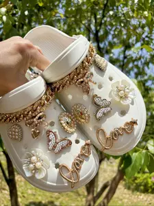 14-Piece Detachable Shoe Flower Set, Bling Shoe Charms, DIY Pearl Flowers, Bowknots, Heart Shapes, Butterfly Chains, Cute Shoes Accessories