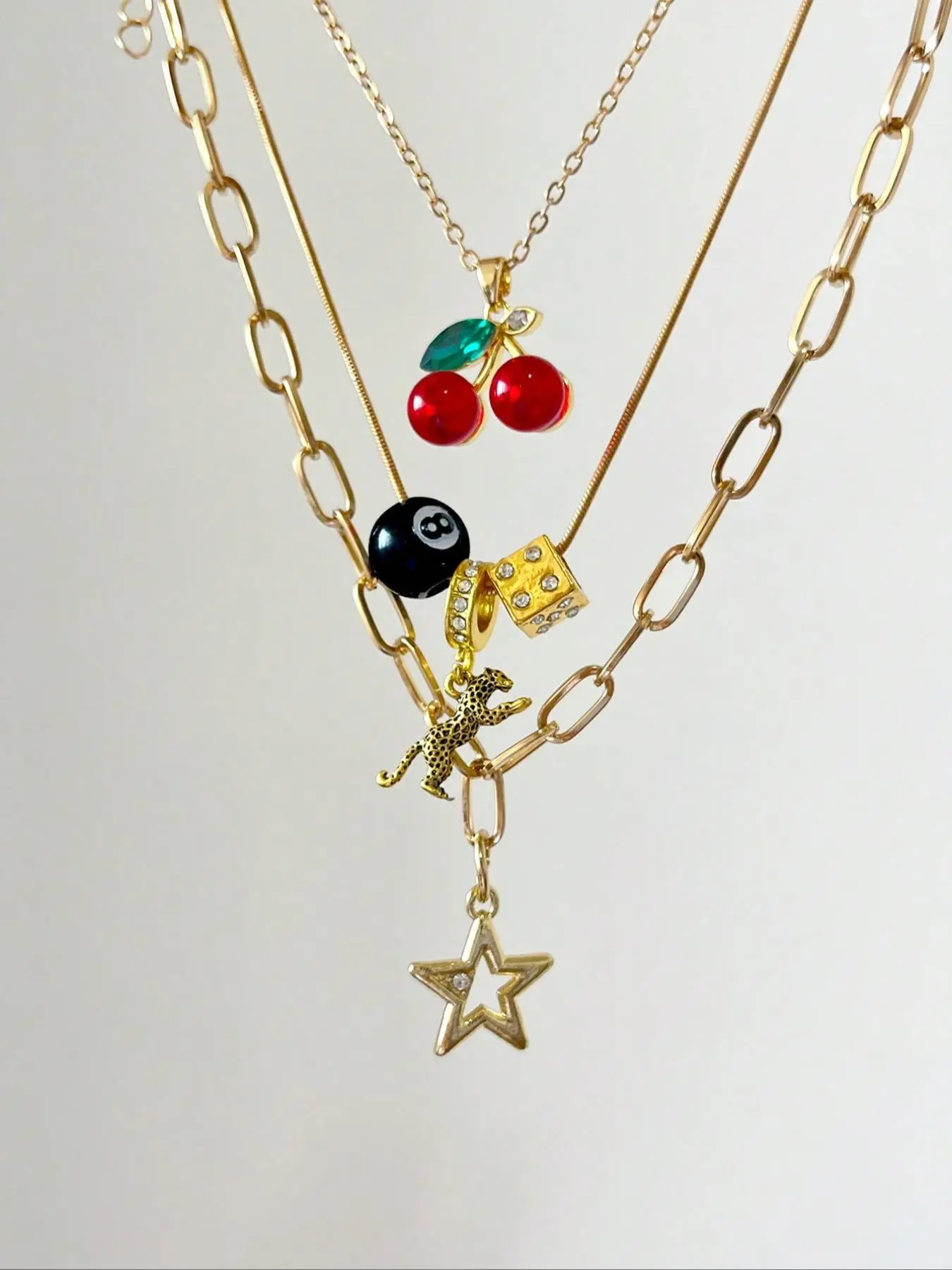3-Piece Leopard & Cherry Chain Necklace Set with 8-Ball Billiard Dice Charm and Fashionable Star Design, Classic Necklace Set Suitable for Daily Wear