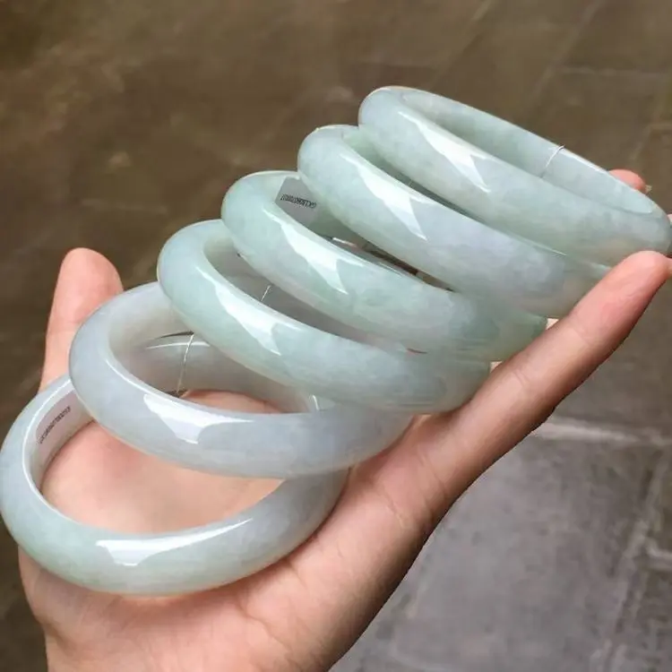 Elegant Jade Bangle Set - 5 Pieces of Light Green Jade Bracelets for Women - Perfect for Everyday Wear and Special Occasions