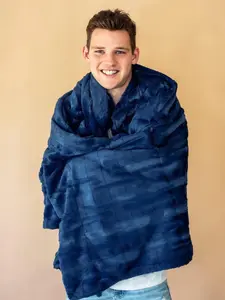 MINKY COUTURE Sorbet Navy Blanket - Soft and Cozy Fabric, Ideal for Cuddling and Comfort, Perfect for Any Occasion