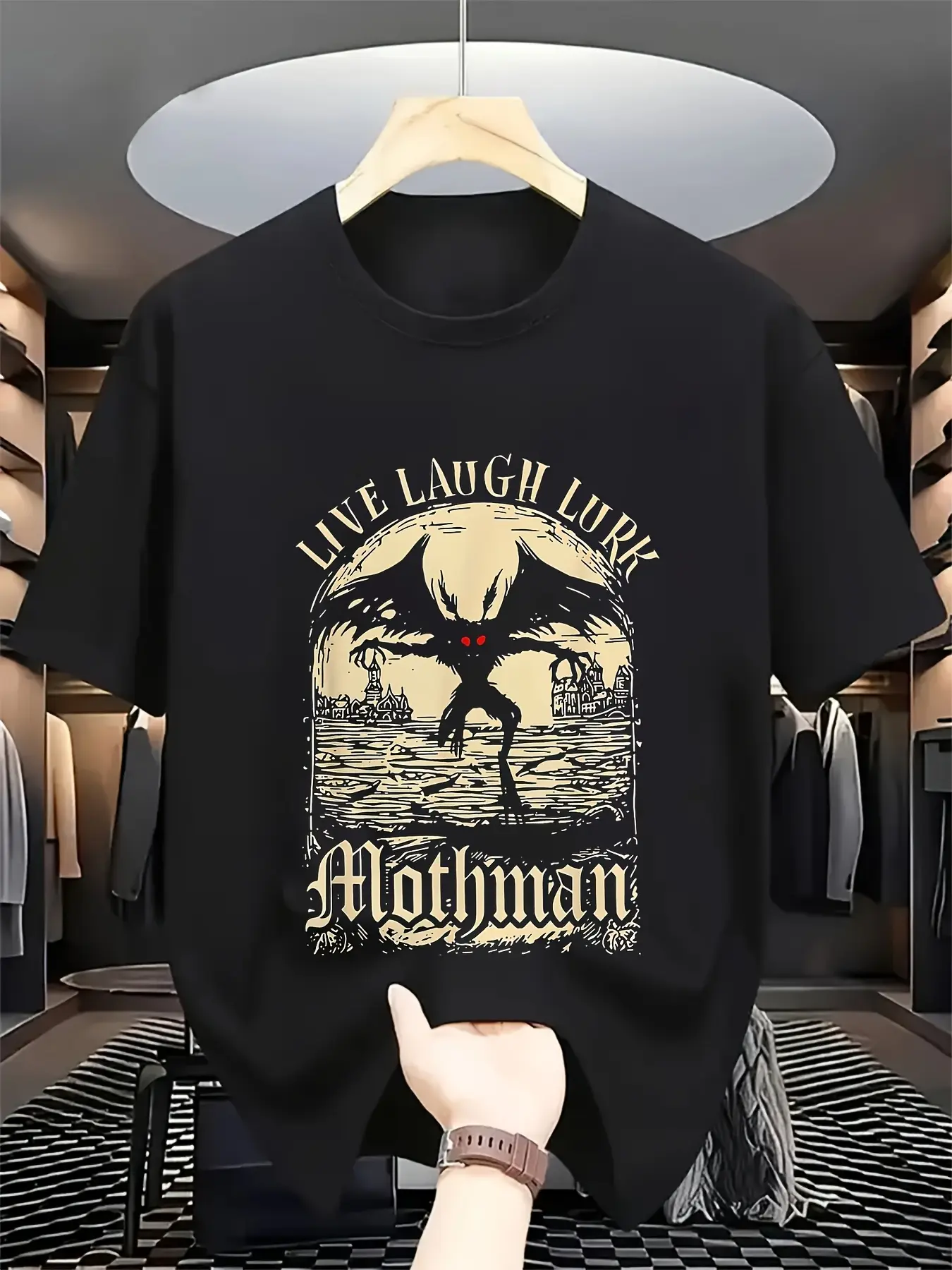 Men' Vintage Mothman Graphic T-Shirt - Spooky Moth unisex soft cotton short sleeve t shirt, vintage graphic casual tee for men women teens, perfect birthday holiday gift for camping travel gym daily street  wear