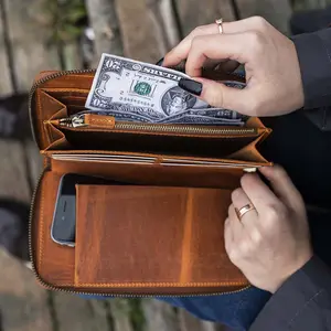 Lone Deer Leather Personalized Zipper Wallet for Unisex with Minimalist Design