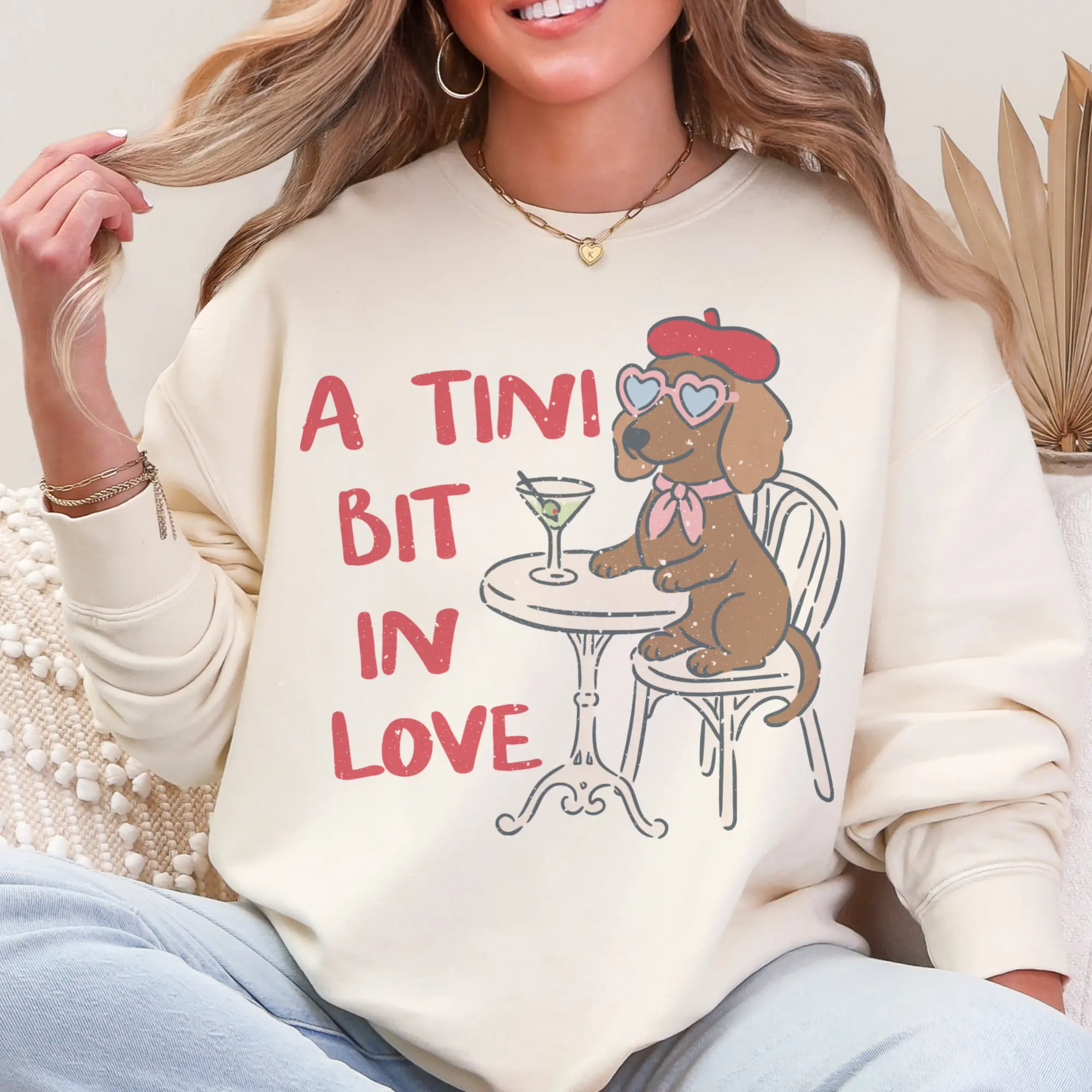Dog Martini Love Sweatshirt Valentines Tini Bit in Love Graphic Pullover Casual Womens Crewneck Sublimation Top