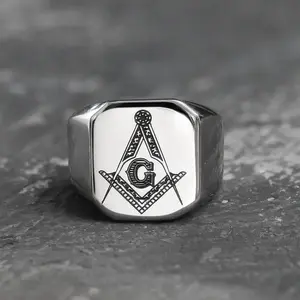 Men’s polished silver stainless steel Freemason ring — a fashionable statement piece for everyday wear, ideal as a birthday gift