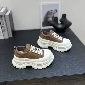 Korean-style thick-soled sneakers for tall women - lightweight low-top "dad shoes," perfect for winter wear