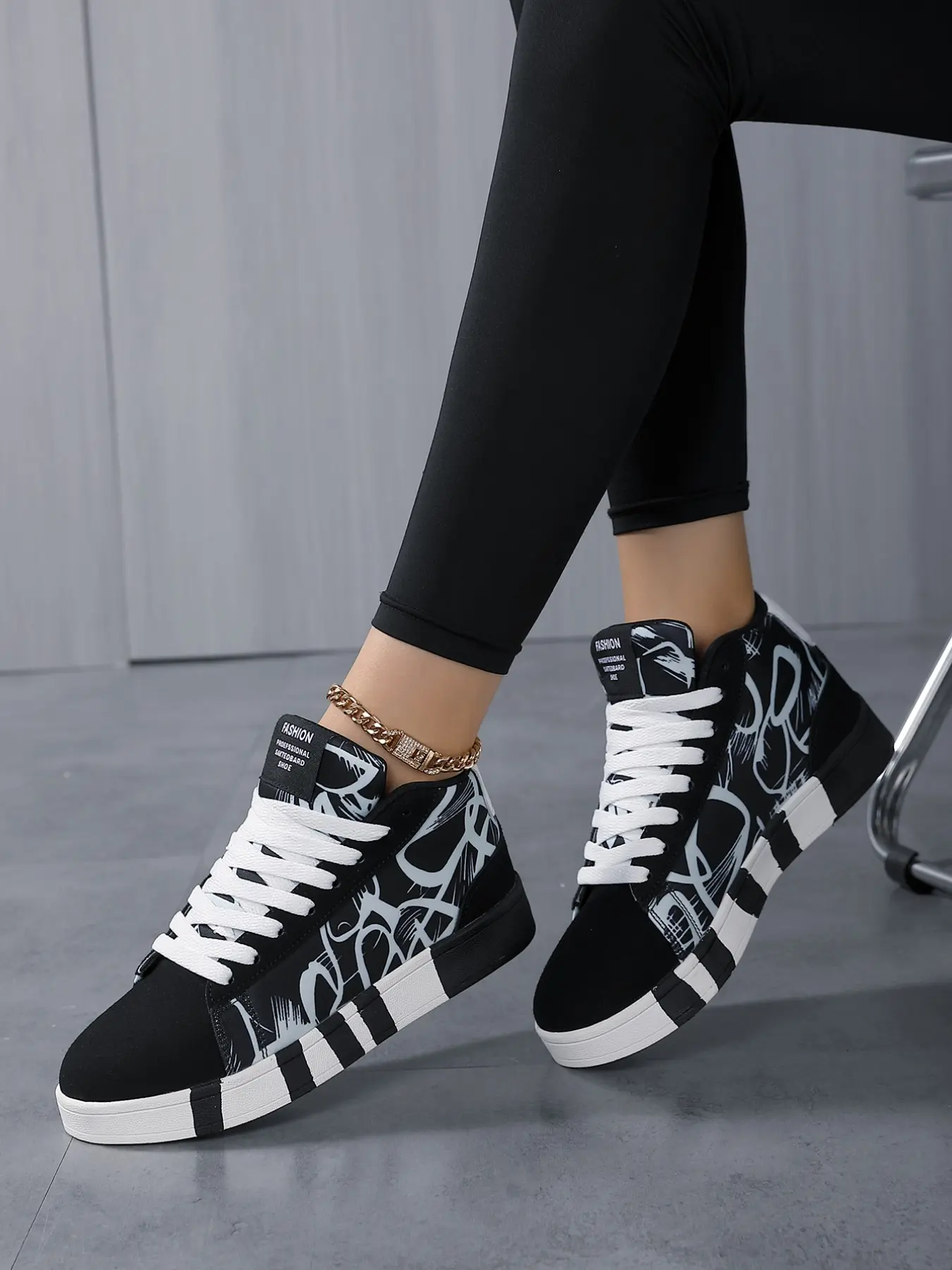 Women's High Top Casual Athletic Trainer Skate Shoes, Fall Winter New Arrival, All Seasons Sneaker, Unique Graffiti Design, Graphic Print Sneakers, Classic Color, Lace-Up, Unisex Outdoor Sports Hiking Shoes, Sneaker