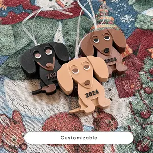 Personalized Dachshund Christmas Ornament – A Must-Have for Dog Lovers!