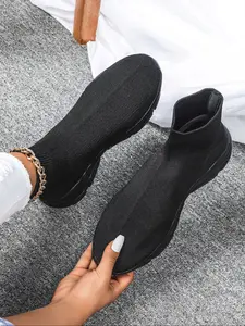 Breathable Soft Sole Lightweight Outdoor Casual Slip-On Shoes for Couples, Comfortable Wide Shoes Suitable for Daily Life and Vacation Travel, Shock Absorbing Sports Shoes for Students