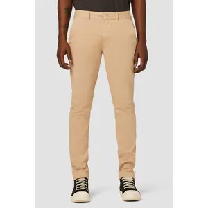 Classic Slim Straight Chino