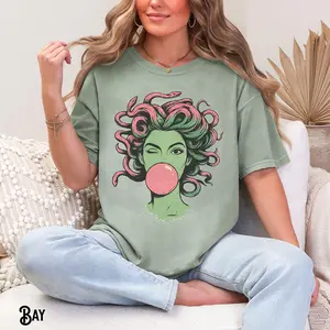 Medusa Graphic Tee, Women's Relaxed Fit Cotton T-Shirt, Casual Short-Sleeve Top with Retro Pop Art Feminist Print