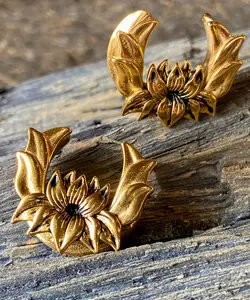 PAIR of Unique Gold Plated Lotus Flower Ear Spreader Surgical Steel Tunnels/Plugs - Gauges 0g (8mm) through 3/4" (19mm)