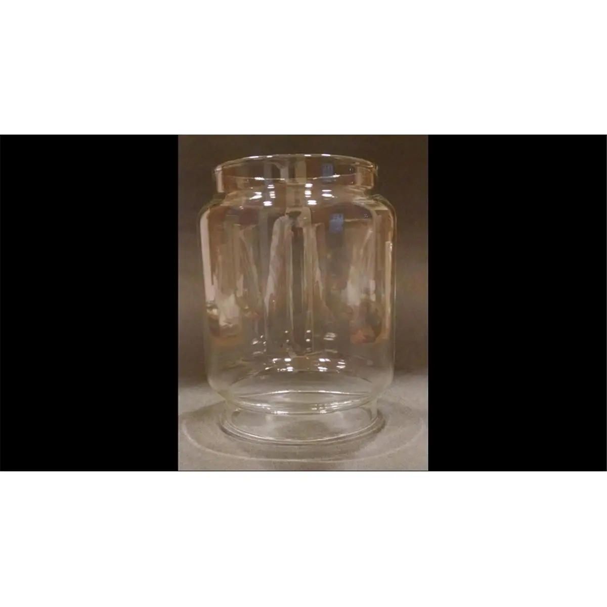 212 MAIN Round Lantern Replacement Globe, Heat-Resistant Borosilicate Pyrex Glass, 6" Tall, 3 3/4" Opening, Fits Coleman Max Northstar Lantern Models 2000/2500/2600, Round Lantern Globe
