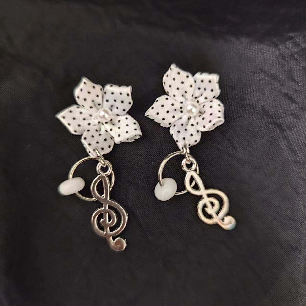 Cute Coquette Vintage Polka Dot Flower Treble Clef Earrings Sweet Aesthetic Daily Jewelry For Girls Perfect For Various Occasions