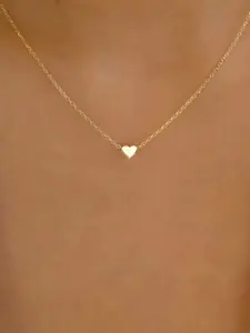 Stainless Steel Heart Pendant Necklace for Women Girls, Love Heart Necklace, Heart Shaped Necklace, Hypoallergenic Simple Design, Perfect Gift for Girlfriend, Exquisite Jewelry Gift, Elegant Jewelry Accessory