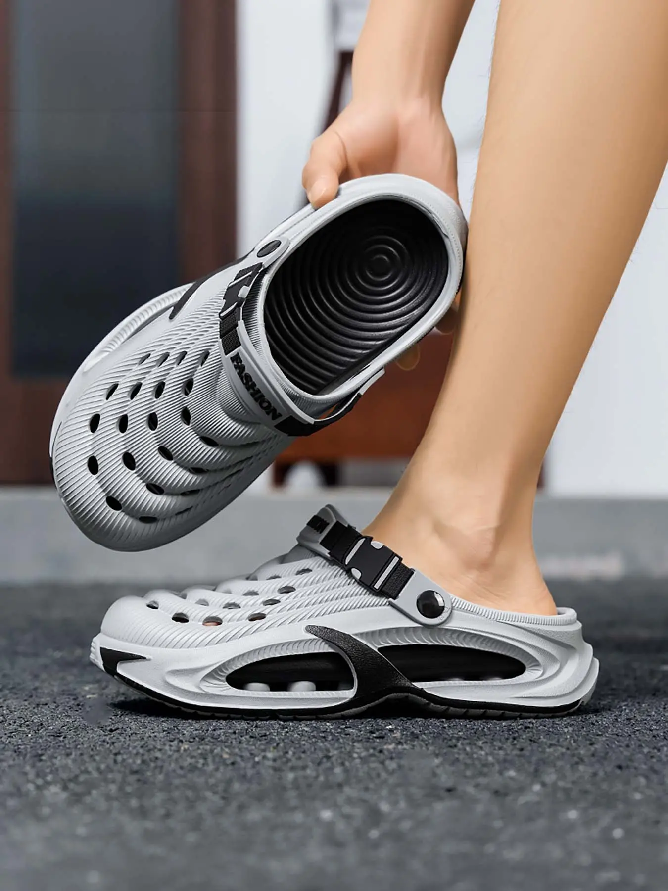 Summer Women's Clogs Outdoor Thick Sole Non-Slip Odor Resistant Durable Quick Drying EVA Beach Slippers Soft Beach Sandals Casual Outdoor Slippers Footwear for Hiking Camping & Beach Trips