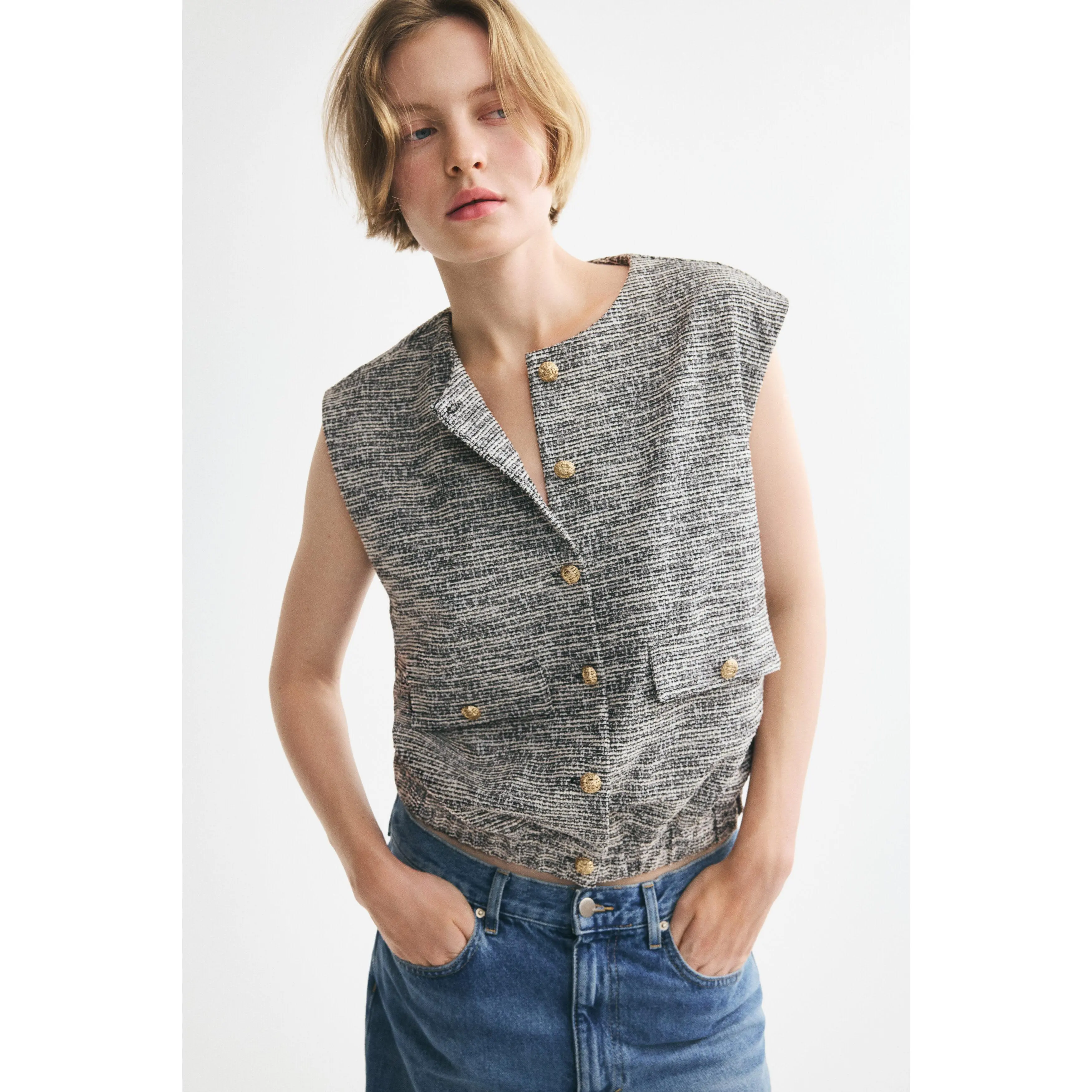 H&M Oversized bouclé-knit waistcoat