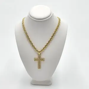 MARACCESORIOS. cross pendant and chain. dije de cruz y cadena. chain size 20 inches