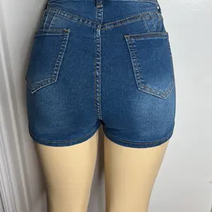 Sexy booty women right shape jaens