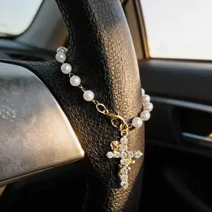 Rose Car Steering Wheel Pendant Jewelry, Decorative Hanging Accessory for Cars, Car Hanging Decoration, Cross Shape, Suitable for Men and Women