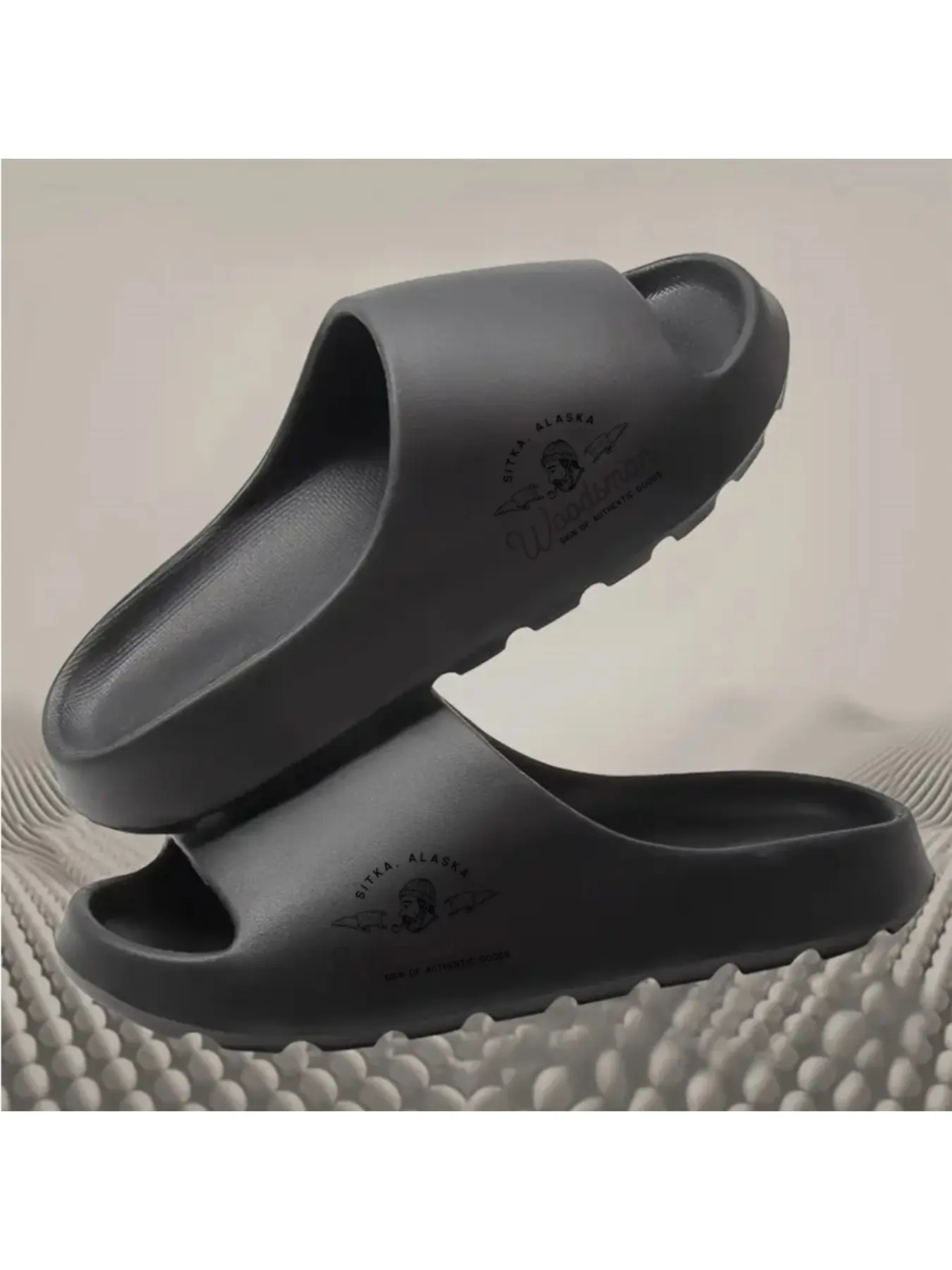 Men's Woodman Outdoor Slippers Comfortable Non-Slip Summer Beach Shoes Lightweight Casual Footwear for Camping Hiking Travel