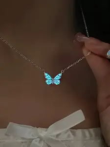 Night Glow Butterfly Necklace Design, High-End Blue Glowing Dynamic Butterfly Necklace for Women, Forest Style Aurora Clavicle Chain