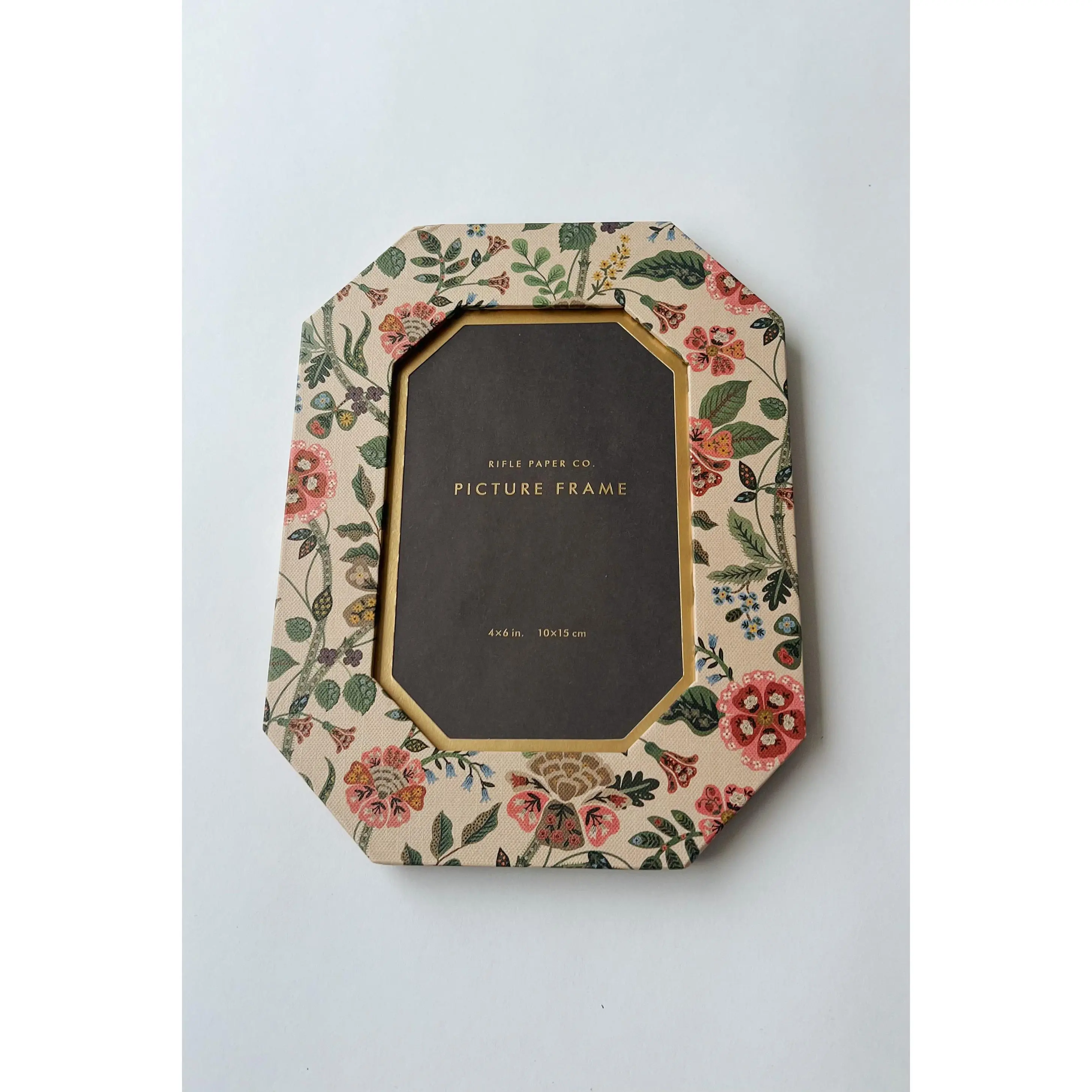 Rifle Paper Co: Paper Wrapped Picture Frame Rifle Paper Co: Paper Wrapped Picture Frame