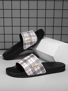 Men's Luxury Fashion Slip-On Sandals, Casual Slippers, Slide Slippers, Breathable PVC Thick Sole Beach Shoes, Summer Comfort Outdoor Footwear for All Seasons, Casual Durable and Stylish Design