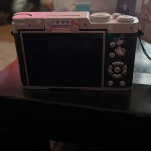 Flip-Screen CCD Camera, Entry-Level Student Pocket Camera with Memory Card, Portable Selfie Digital Camera for Teenagers and Back-to-School Season