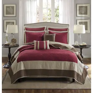 360 Stand 7-Piece Traditional Medallion Bedding Set Comforter, King & California King Size Bedding Set, Woven Detail Bedding with Euro Shams & Throw Pillows, Red, Beddingset