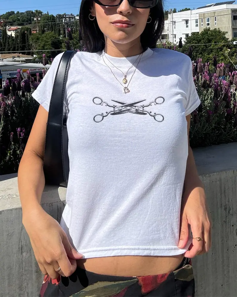 Y2K Scissors Lesbian Equal Rights Baby Tee LGBT Gay Pride Lesbian Couple Baby Tee Y2K Clothing Crop Top Streetwear Y2K Summer Tee
